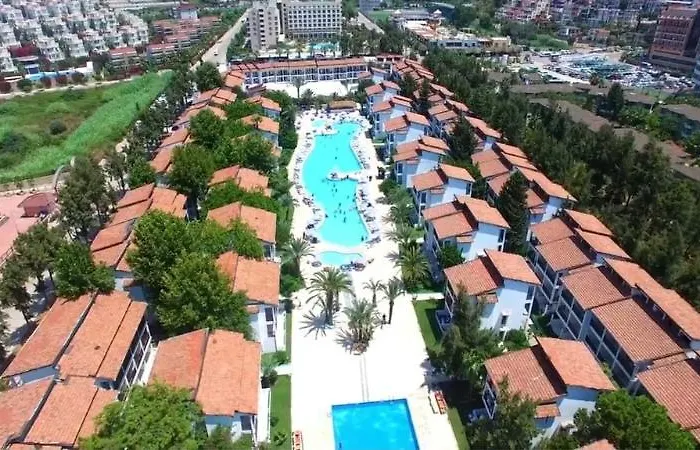 Ganita Village Hotel 4*